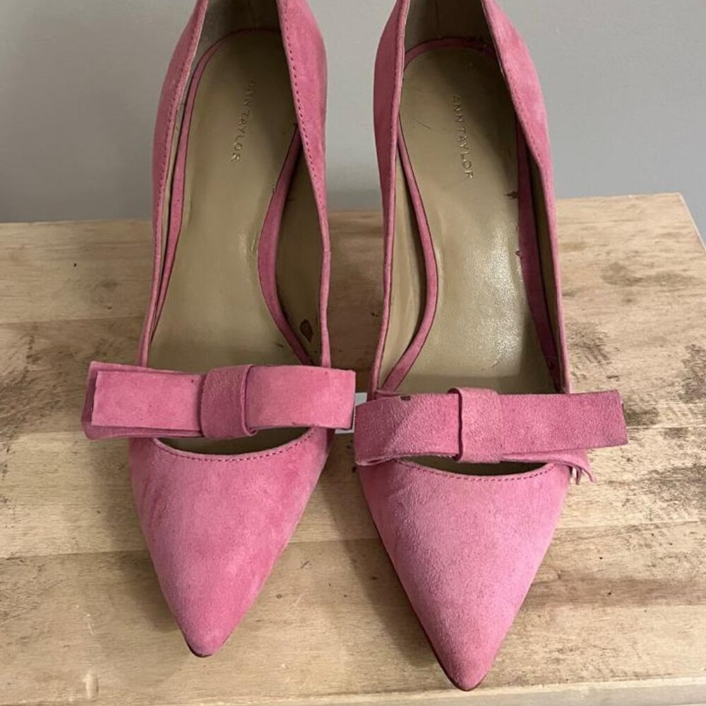 Ann Taylor pink stilettos
